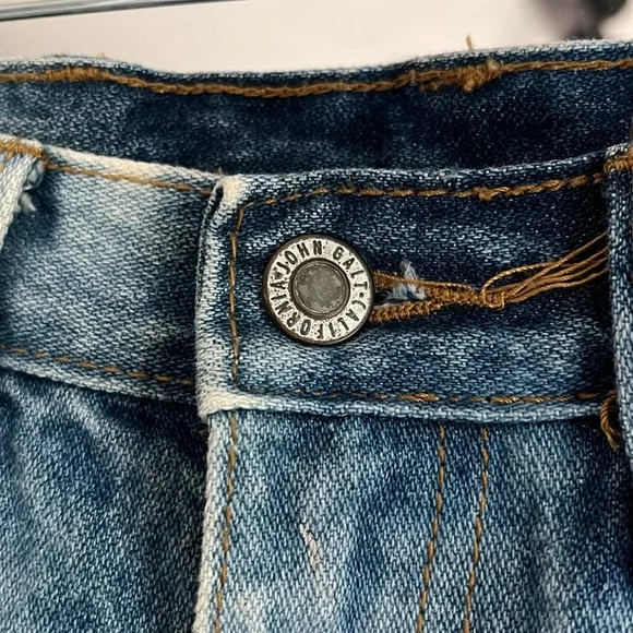 Brandy Melville acid wash jeans - Picture 5 of 8